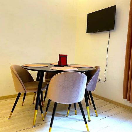 N24 Apartments By Small Home Budapest Bagian luar foto