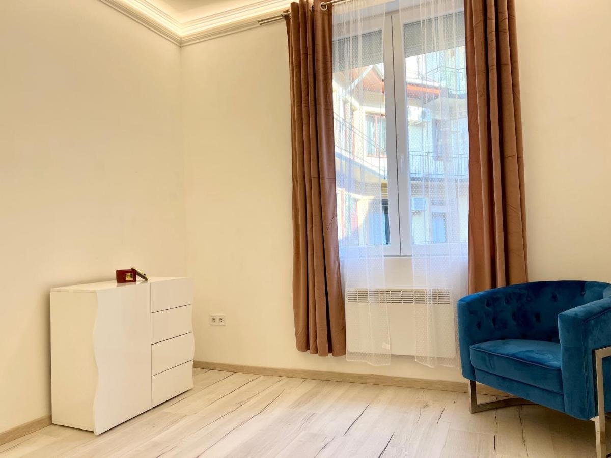 N24 Apartments By Small Home Budapest Bagian luar foto