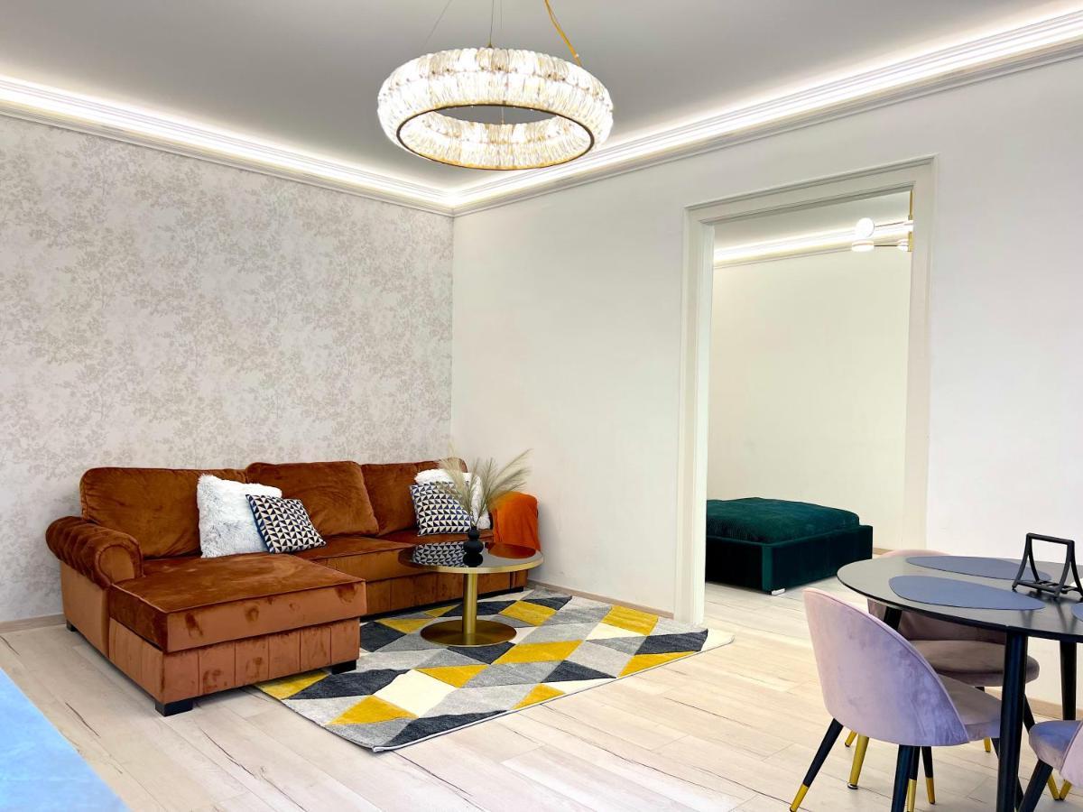 N24 Apartments By Small Home Budapest Bagian luar foto