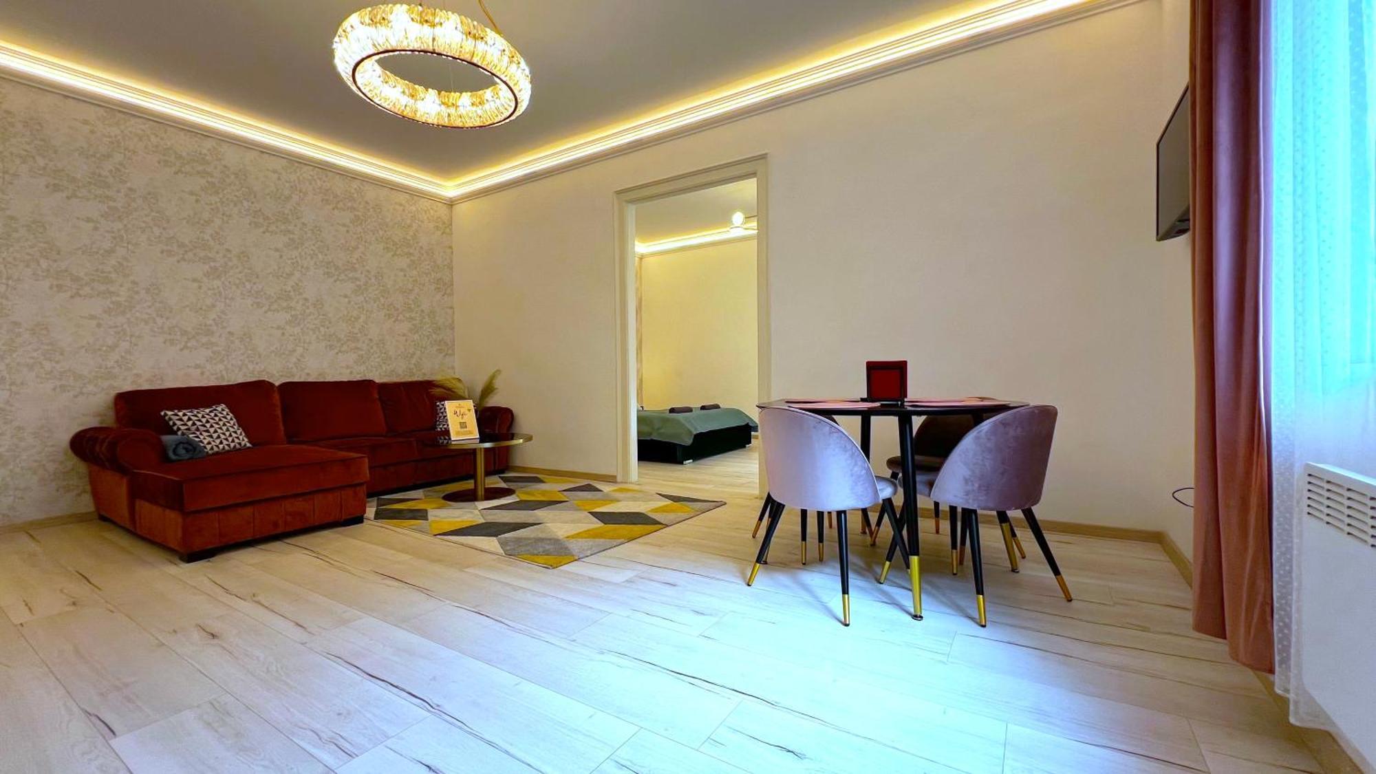 N24 Apartments By Small Home Budapest Bagian luar foto